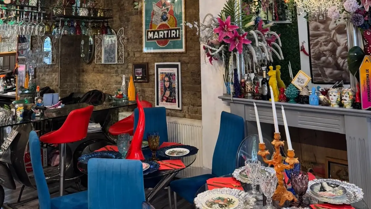 Mammasantissima Ristorante Pizzeria uk, Greater London, England