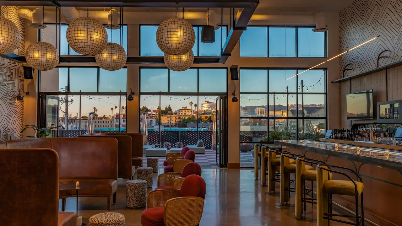High 5ive Rooftop Bar - Kissel, Uptown Oakland, Oakland, CA