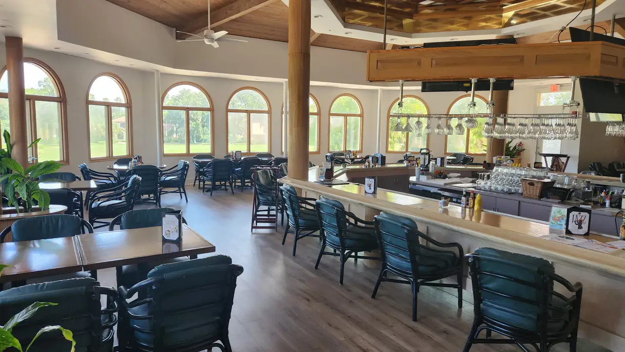 Quinn's Lounge - Quinn's Bar & Restaurant Titusville, Titusville, FL