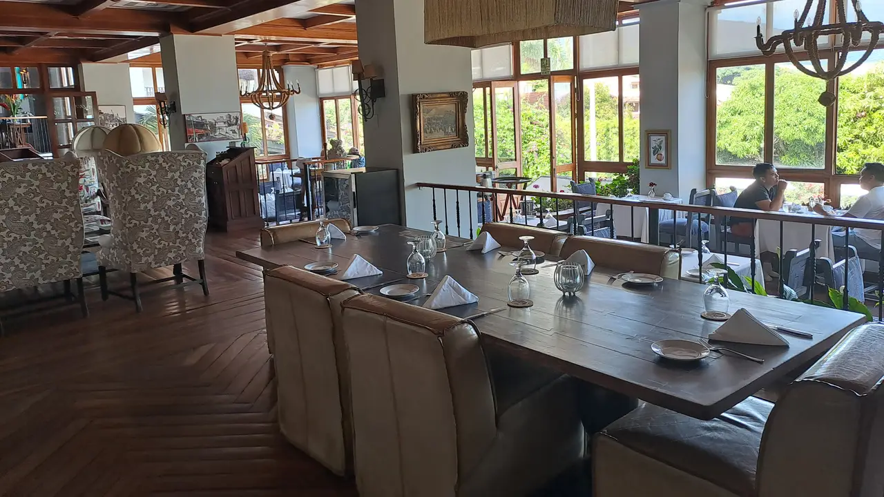 La Luz - Hotel Alta Las Palomas, Escazu, San Jose