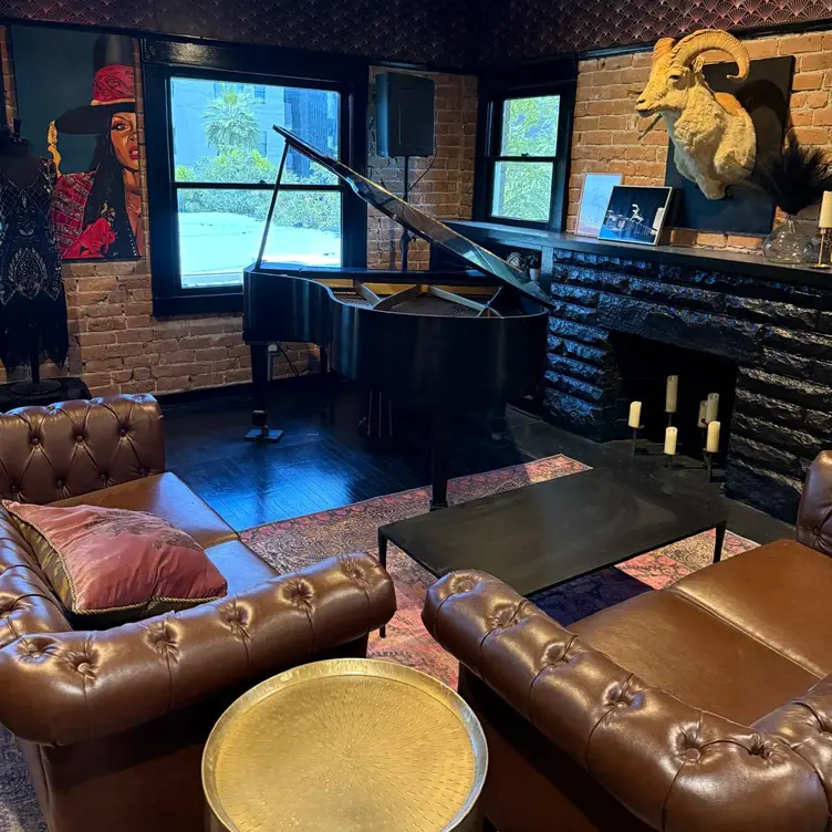 Black Flamingo, Phoenix, AZ