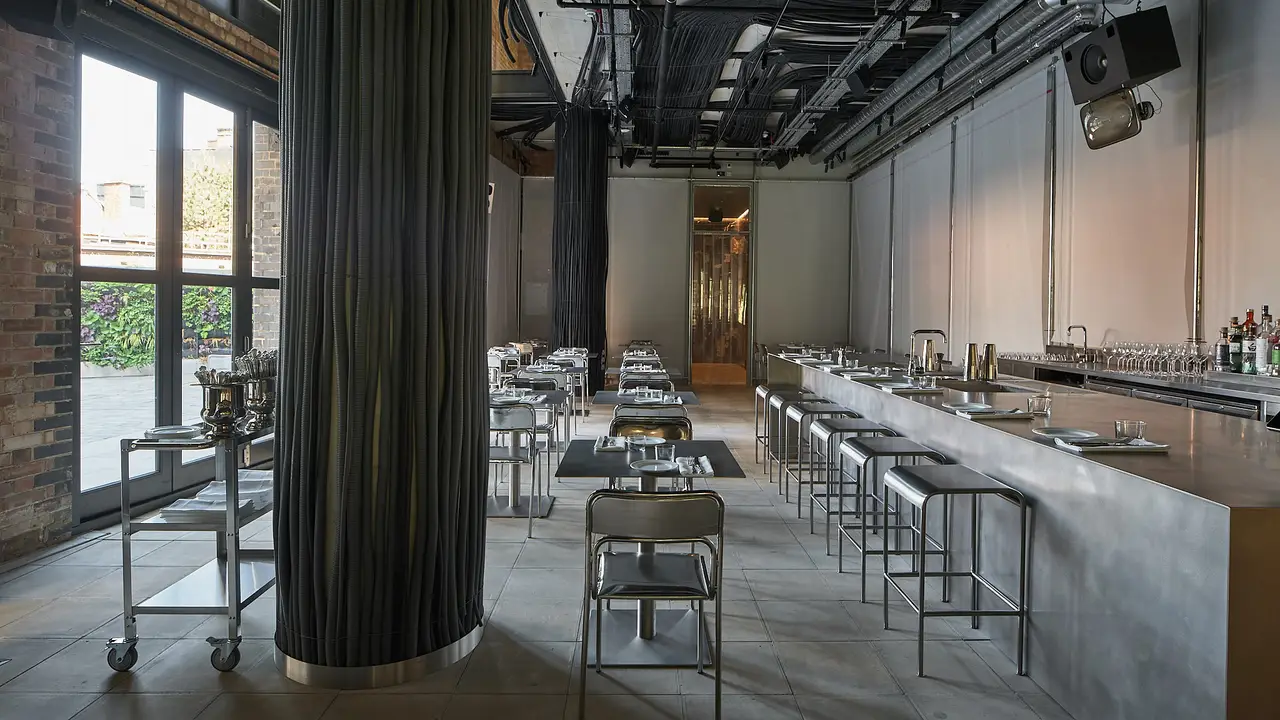 Noisy Oyster, London, London