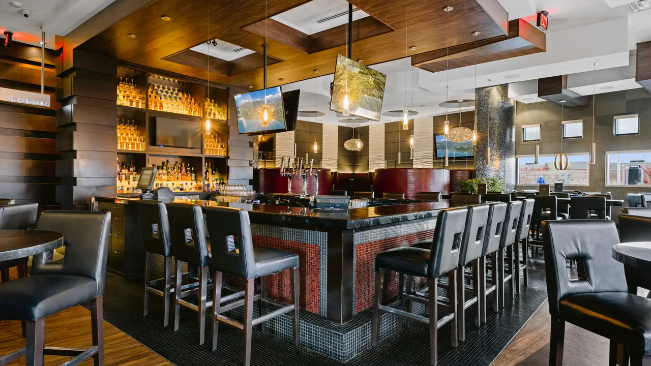 Moxies - Dartmouth Crossing, Dartmouth, NS