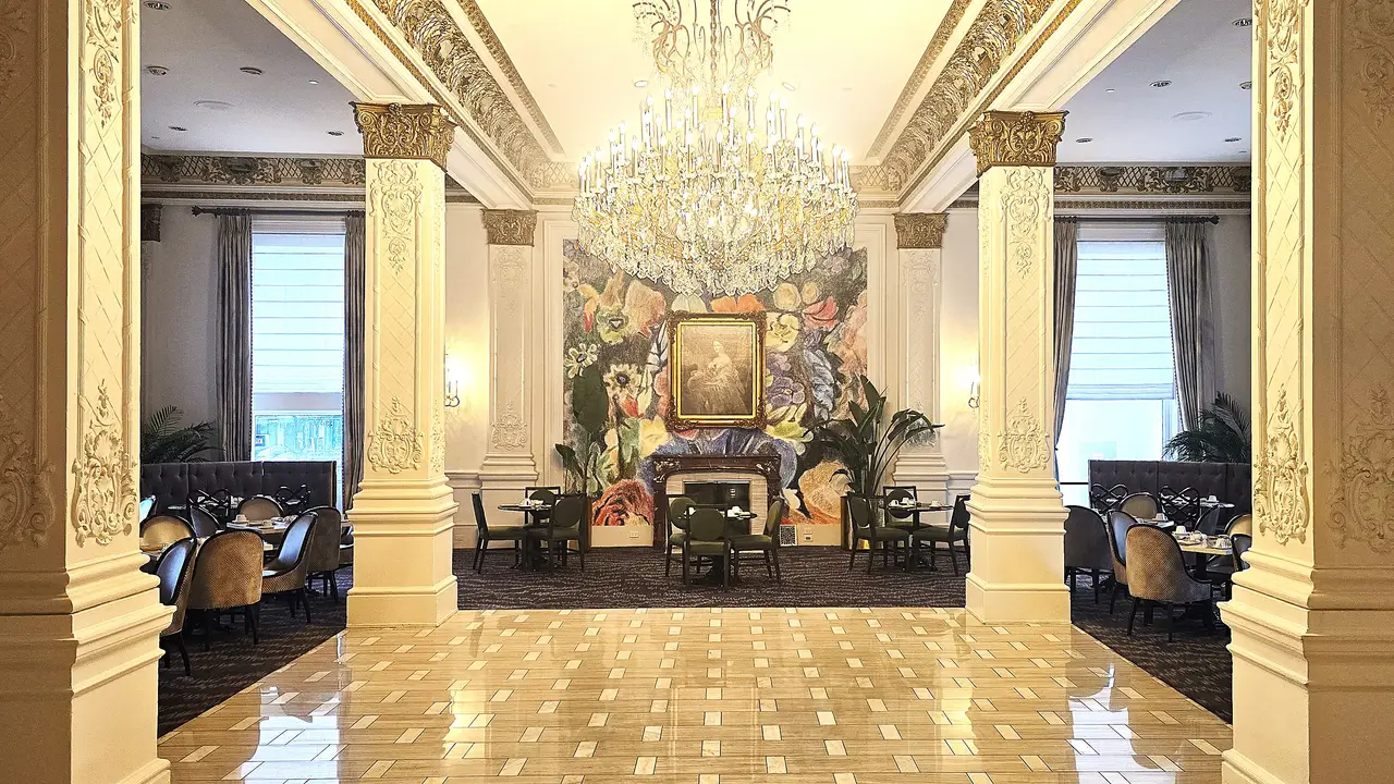 Bijoux - Le Pavillon New Orleans a Tribute Portfolio Hotel, New Orleans, LA
