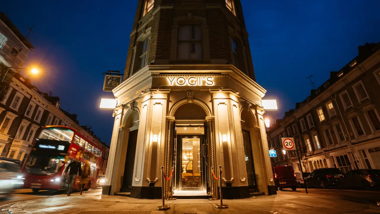 Yogi's Kensington, Greater London, England