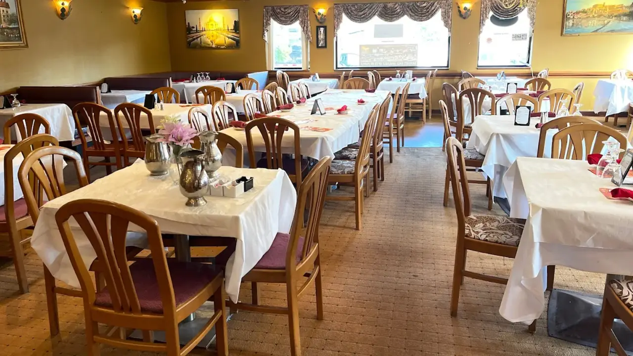 Himalayan Curry Hut - Highwood, Highwood, IL