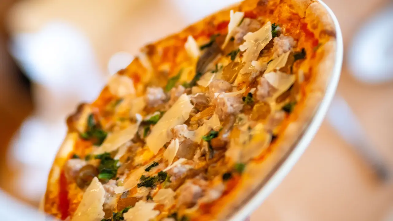 Ragazzi Ristorante & Pizzeria, Cayman Island, George Town