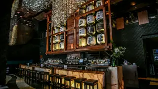 80371900-0?width=320&height=