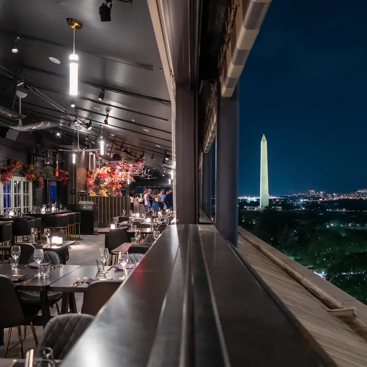 VUE Rooftop at Hotel Washington Restaurant Washington, DC