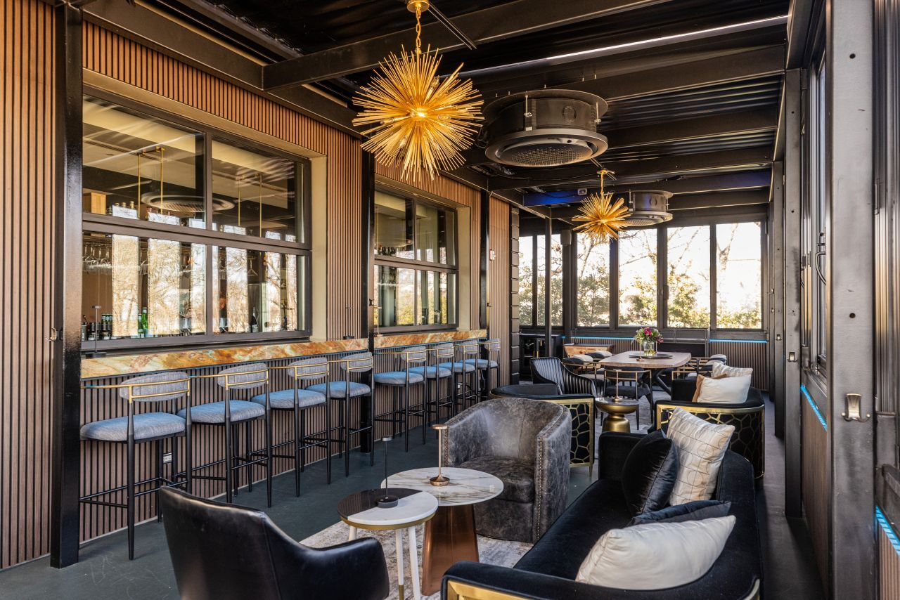 Calabrese Southlake interior
