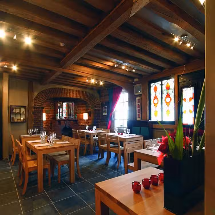 Binnenkant - The Ostrich, Colnbrook, Berkshire