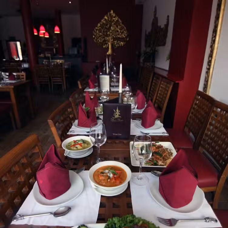Binnenkant - Thai City, London, 