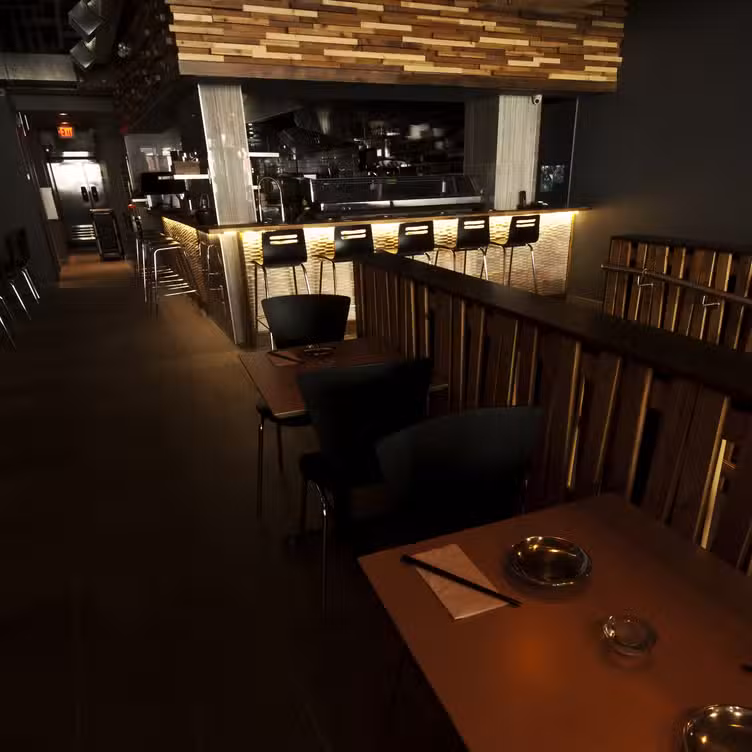 Interior - Black Rice Izakaya, Vancouver, BC