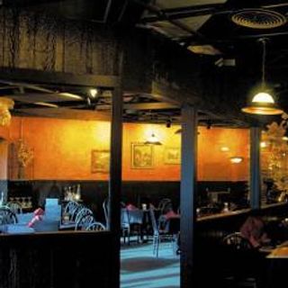 Carlos' Bistro