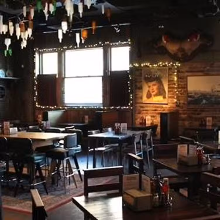 Dinosaur Bar-B-Que - Brooklyn, Brooklyn, NY