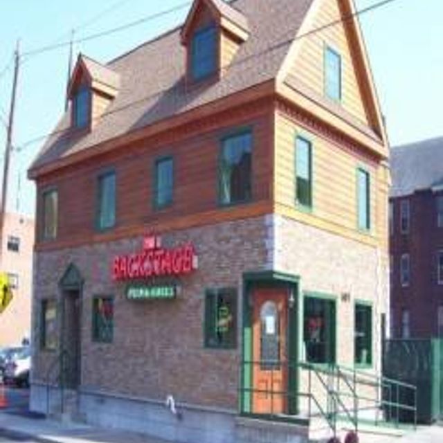 Backstage Pub and Grill - Updated 2026, American Restaurant in ...