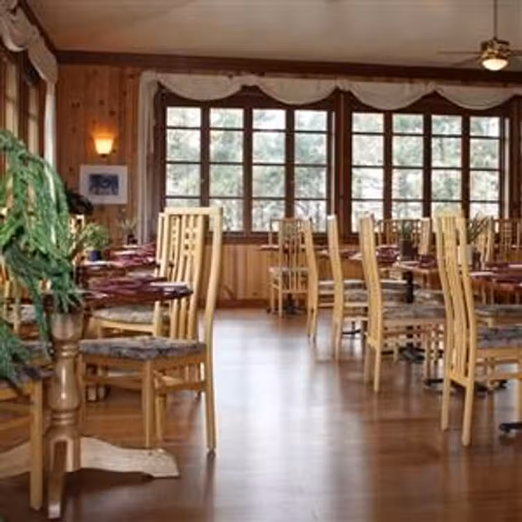 Raven's Restaurant - Stanford Inn by the Sea, Mendocino, CA
