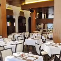 A photo of USC University Club restaurant