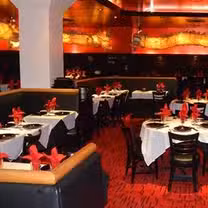 A photo of Shun Lee West restaurant