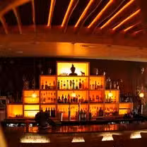 Una foto del restaurante East by Southwest