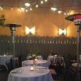 Cover image for Mantee Cafe