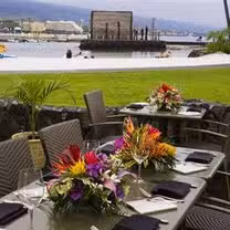 Una foto del restaurante Honu's on the Beach Restaurant