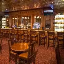 Foto von Cascades - The Stanley Hotel Restaurant