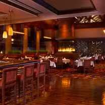 Una foto del restaurante Woodfire Grille at Diamond Jo - Dubuque
