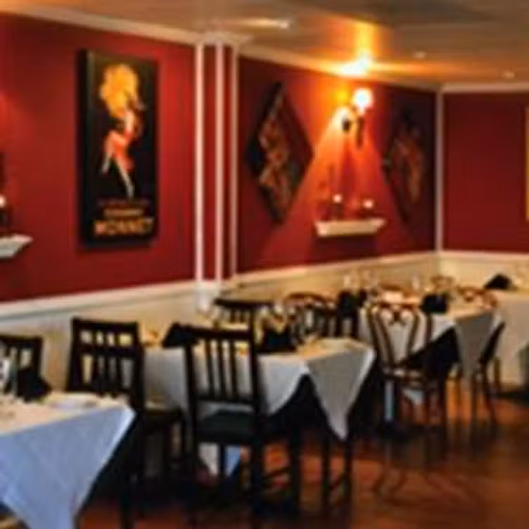 Interior - Pistachio Grille - Permanently Closed, Ambler, PA