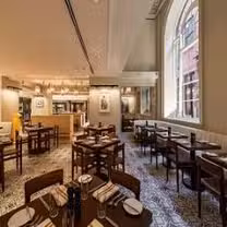 A photo of Metropole @ 21c Museum Hotel restaurant