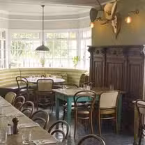 Una foto del restaurante The Poacher and Partridge
