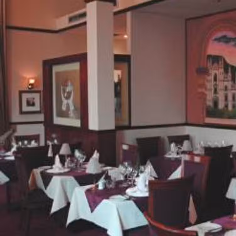 Piccolo Mondo, Glasgow, 