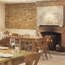Una foto del restaurante The Red Lion Inn