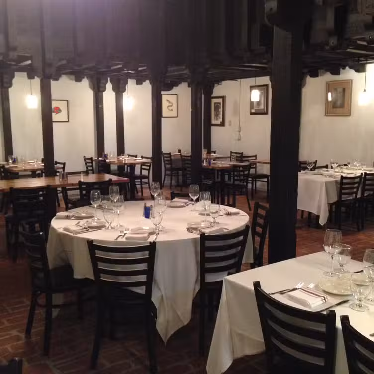 內部 - Da Soli，NJHaddonfield