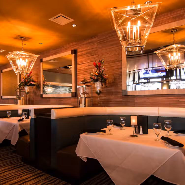 Interior - Ruth's Chris Steak House - Saint Petersburg, St. Petersburg, FL