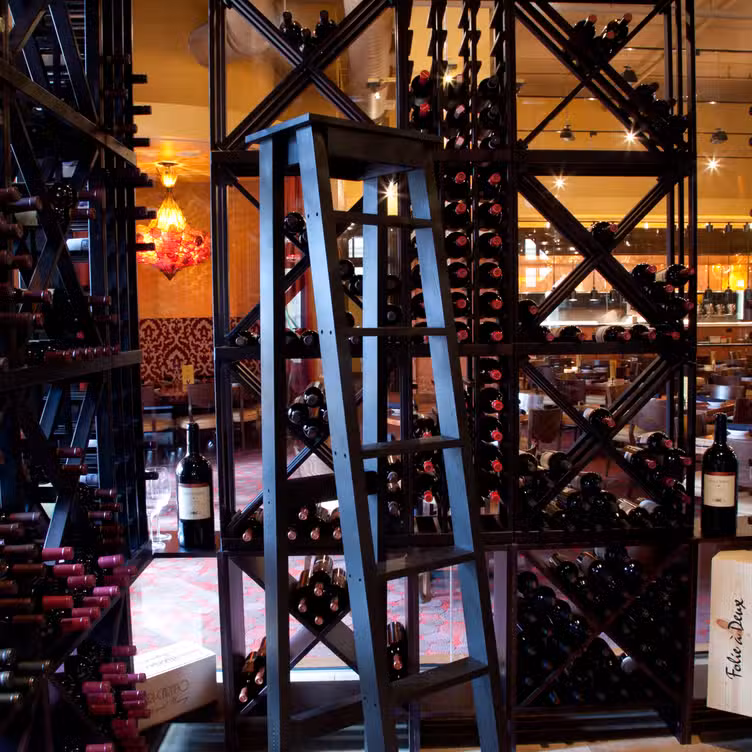 CRAVE - Coral Gables - Permanently Closed, Coral Gables, FL