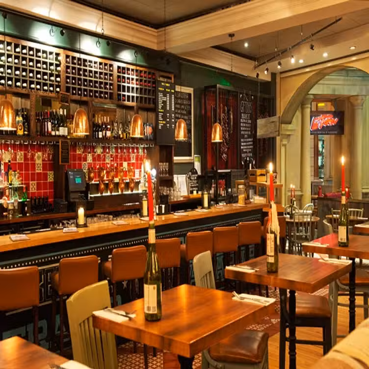 Binnenkant - La Tasca - Trafford Centre, Manchester, 