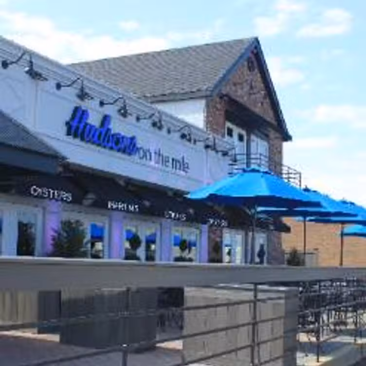 Hudson's on the Mile, Freeport, NY
