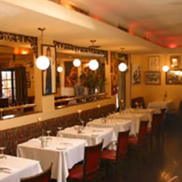 Le Fou Frog, Kansas City, MO