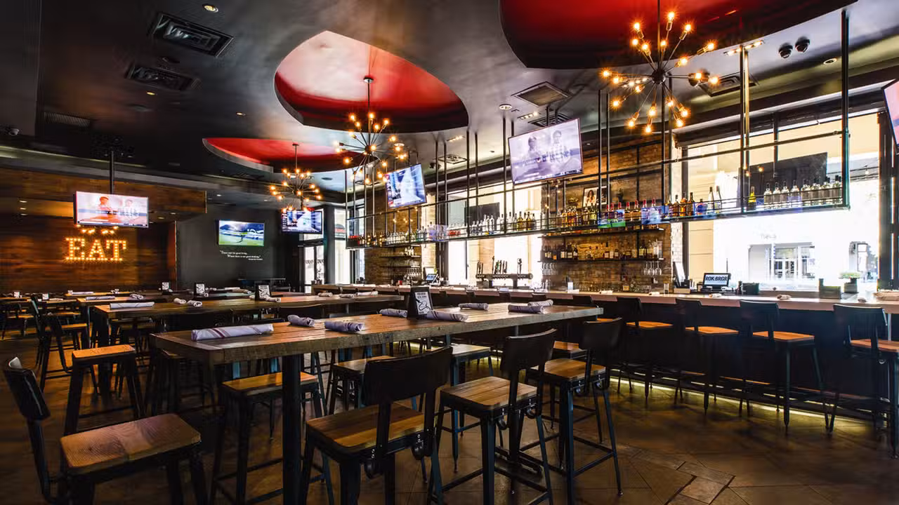 Interior - ROK:BRGR, Hallandale Beach, FL