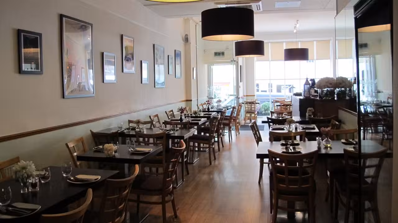 Interior - Yeni, Edinburgh, 