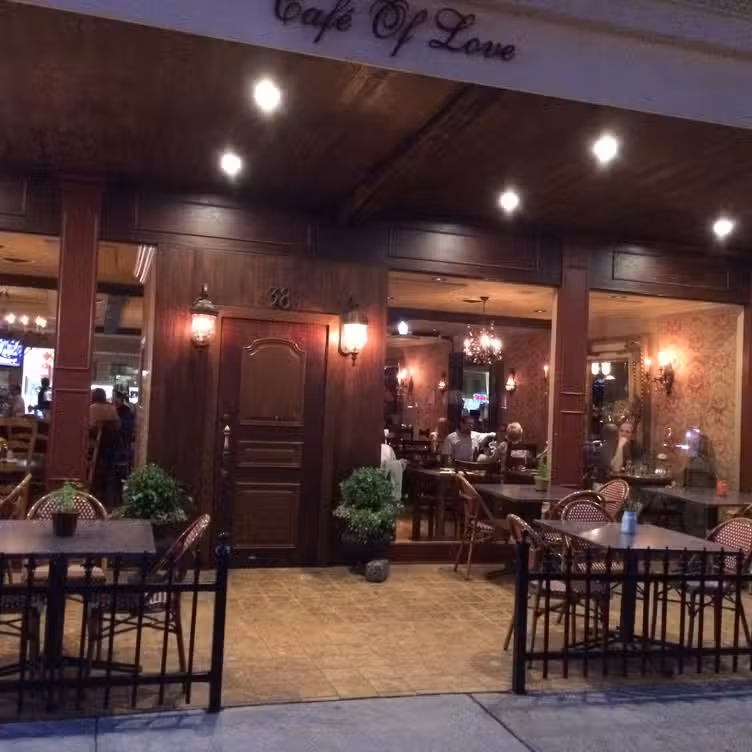 Binnenkant - Cafe of Love - Permanently Closed, Mount Kisco, NY