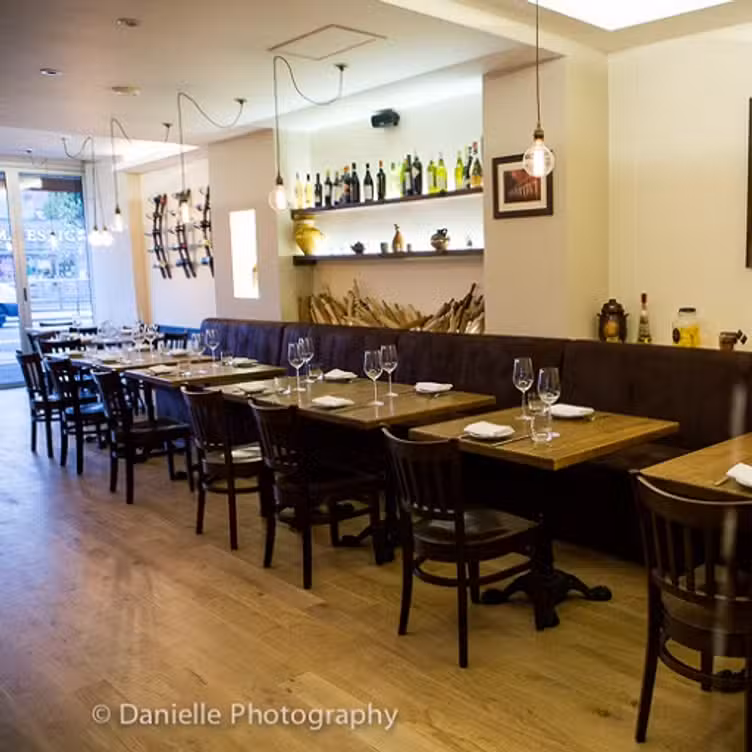 Binnenkant - Buoni Amici, London, 