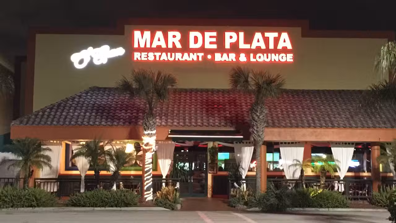 El Gran Mar De Plata Restaurant Bar & Lounge, Miami, FL
