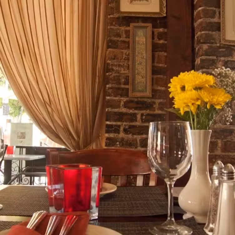 Utopia Restaurant, Long Beach, CA
