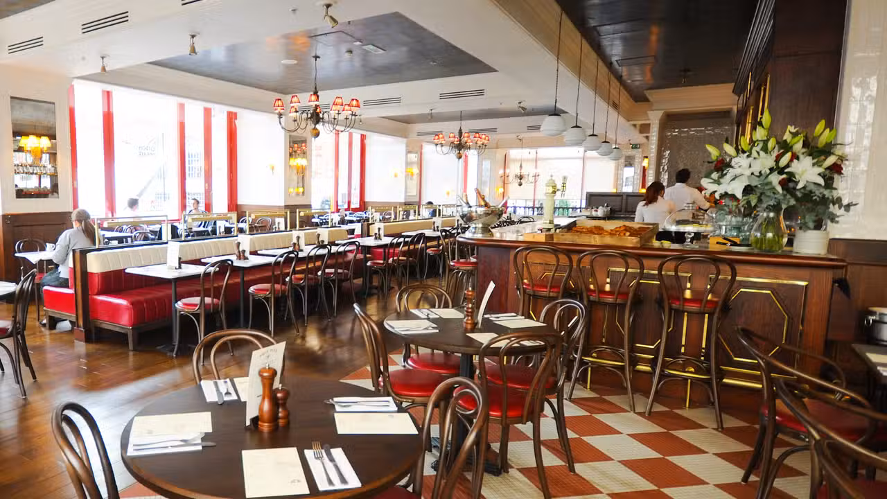 Interior - Cafe Rouge St Pauls, London, 
