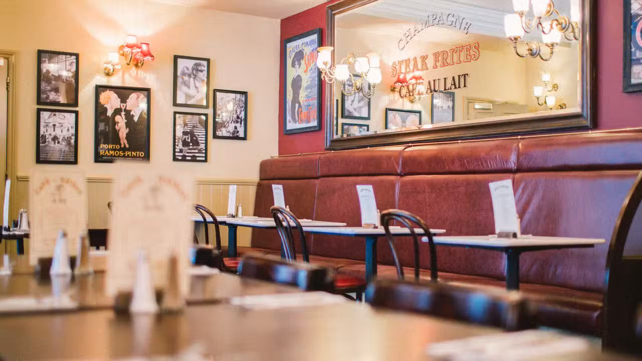 Cafe Rouge St Katherine - Cafe Rouge St Katharine Dock, London, 