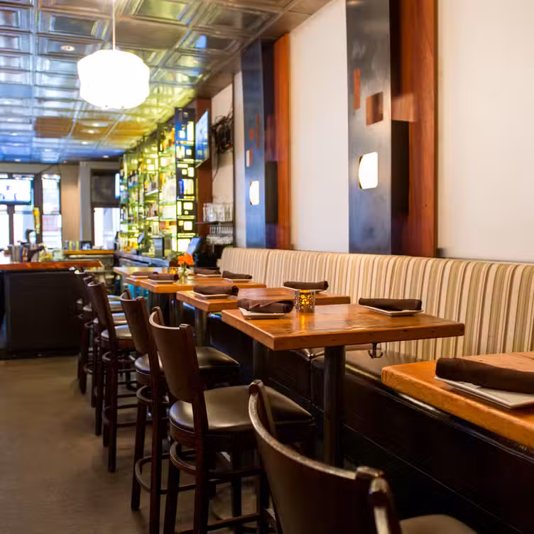 Dining Room - Sauce: Belden - Permanently Closed, San Francisco, CA