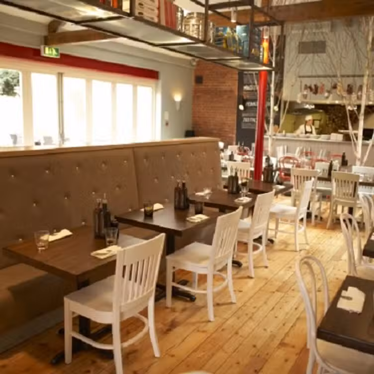 Zizzi - Marlow, Marlow, Buckinghamshire