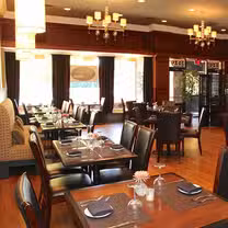 Una foto del restaurante J Bistro Downtown